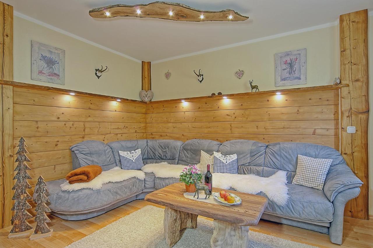 Ferienwohnungen Gaestehaus Laercheck بيرشتسغادن المظهر الخارجي الصورة